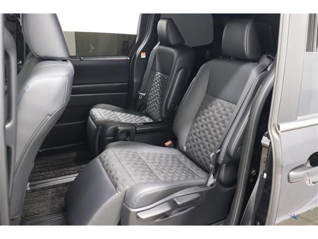 ヴォクシー ハイブリッドＳ－Ｚ　１年保証　後席モニタ－　フルセグ　メモリーナビ　ＤＶＤ再生　ミュージックプレイヤ接続可　オットマン　Ｐリヤゲート　シートヒータ　全周囲カメラ　バックカメラ　衝突被害軽減システム　ＥＴＣ　ドラレコ（21枚目）