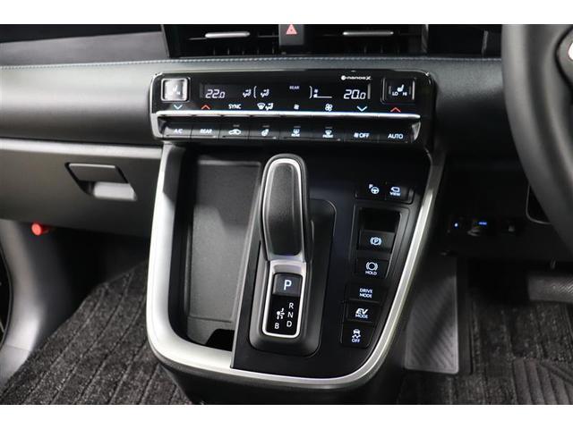 ヴォクシー ハイブリッドＳ－Ｚ　１年保証　後席モニタ－　フルセグ　メモリーナビ　ＤＶＤ再生　ミュージックプレイヤ接続可　オットマン　Ｐリヤゲート　シートヒータ　全周囲カメラ　バックカメラ　衝突被害軽減システム　ＥＴＣ　ドラレコ（28枚目）