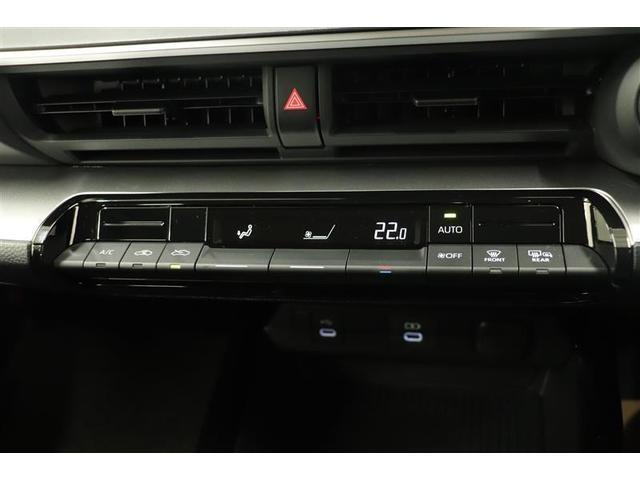 プリウス Ｘ　１年保証　ワンオーナ－　フルセグ　ＤＡ　ミュージックプレイヤ接続可　バックカメラ　オートマチックハイビーム　ＢＳモニタ－　車線逸脱警報　衝突被害軽減システム　ＥＴＣ　ＬＥＤランプ　アイドリングストップ（14枚目）