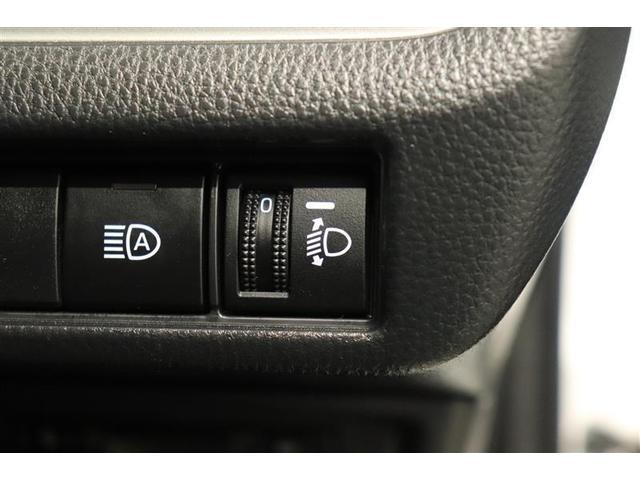 プリウス Ｘ　１年保証　ワンオーナ－　フルセグ　ＤＡ　ミュージックプレイヤ接続可　バックカメラ　オートマチックハイビーム　ＢＳモニタ－　車線逸脱警報　衝突被害軽減システム　ＥＴＣ　ＬＥＤランプ　アイドリングストップ（28枚目）