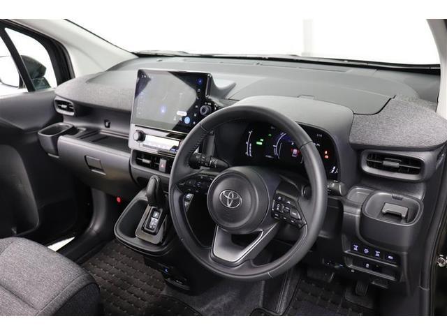 シエンタ ハイブリッドＺ　１年保証　フルセグ　メモリーナビ　ミュージックプレイヤー接続可　全周囲カメラ　バックカメラ　ＢＳモニタ－　衝突被害軽減システム　ＥＴＣ　ドラレコ　両側電動スライド　ＬＥＤヘッドランプ　ウオークスルー（28枚目）