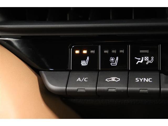 �V�[�g�q�[�^�ƃV�[�g�x���`���[�V�����𑕔����Ă��܂��B