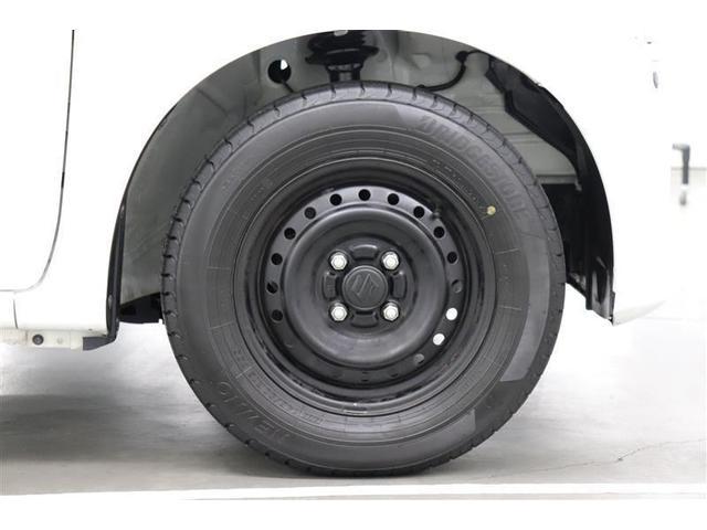 �X�`�[���z�C�[���𑕒����Ă��܂��B