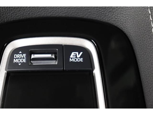 �Ïl���ɗD�ꂽ���K��ԂƐÂ��ȑ���������B����ɂd�u���[�h�ł̓��[�^�[�݂̂ł̑��s�ŃG���W������U�������������Ȃ����肪�y���߂܂��B