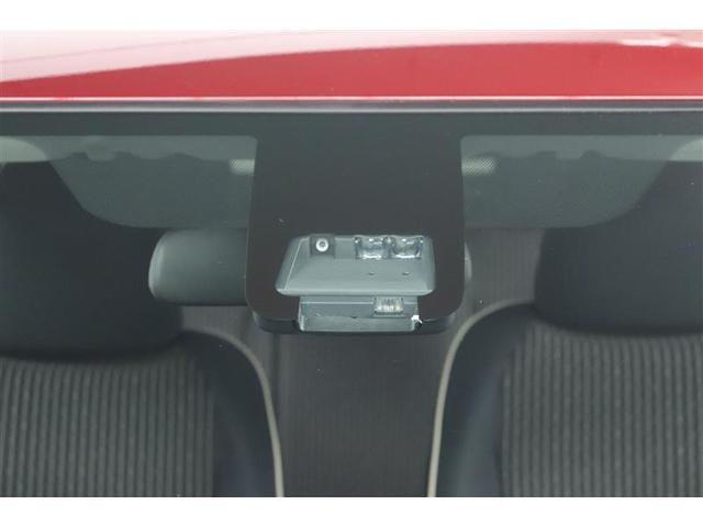 ヴィッツ ハイブリッド　ジュエラ　１年保証　ワンセグ　メモリーナビ　ミュージックプレイヤー接続可　オートマチックハイビーム　横滑り防止装置　車線逸脱警報　衝突被害軽減システム　スマートキー　アイドリングストップ（9枚目）