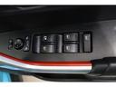 運転席はオート機能付のパワーウィンドウです!
