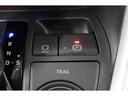 電動パーキングブレーキを搭載。スイッチ操作でパーキングブレーキを作動・解除することが可能ですので、操作の力が不要ですよ♪