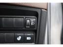 車体が傾いた状態の時にヘッドライトの光の高さを上下に調整することが出来ます！