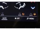 運転席と助手席には寒い日の肩や腰、冷えやすい下肢を温めてくれるシートヒーターが付いております!
