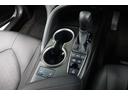 運転席と助手席には寒い日の肩や腰、冷えやすい下肢を温めてくれるシートヒーターが付いております！