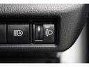 車体が傾いた状態の時にヘッドライトの光の高さを上下に調整することが出来ます!