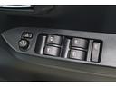 運転席はオート機能付のパワーウィンドウです!