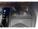 電動パーキングブレーキを搭載。スイッチ操作でパーキングブレーキを作動・解除することが可能ですので、操作の力が不要ですよ♪