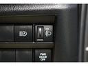車体が傾いた状態の時にヘッドライトの光の高さを上下に調整することが出来ます!