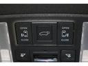 両側電動スライドドアはドアの直接操作以外にも運転席からのスイッチ操作やリモコン操作でも開閉が可能!狭い駐車場などでもドアの開閉が楽々・安心ですね!