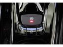 電動パーキングブレーキを搭載。スイッチ操作でパーキングブレーキを作動・解除することが可能ですので、操作の力が不要ですよ♪
