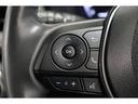 運転席はパワーシート搭載。微妙な調整が手軽にでき、ピッタリのポジションで運転することが可能です。