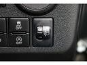 車体が傾いた状態の時にヘッドライトの光の高さを上下に調整することが出来ます!