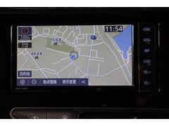 ナビ付きで遠くのドライブでも安心して目的地まで案内してくれます。 5