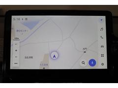 ナビ付きで遠くのドライブでも安心して目的地まで案内してくれます。 5