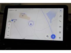 ナビ付きで遠くのドライブでも安心して目的地まで案内してくれます。 5