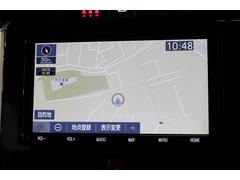 ナビ付きで遠くのドライブでも安心して目的地まで案内してくれます。 5
