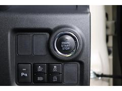 プッシュ式スタートはカギをカバンやポケットの中に入れたままエンジン始動が出来ます！ 7
