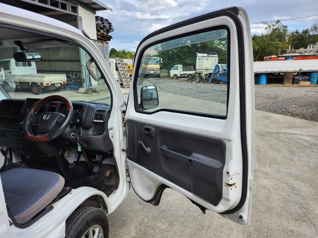 アクティトラック 　５速ＭＴ／４ＷＤ／エアコン／パワステ／エアバッグ装備／ＥＴＣ／作業灯／アルミホイール１２インチ（10枚目）