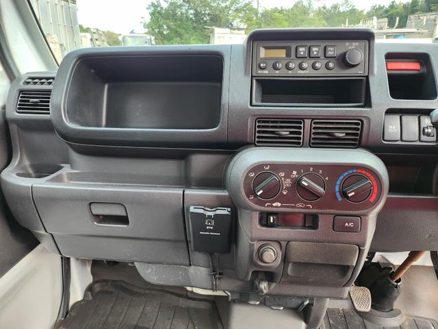 アクティトラック 　５速ＭＴ／４ＷＤ／エアコン／パワステ／エアバッグ装備／ＥＴＣ／作業灯／アルミホイール１２インチ（17枚目）