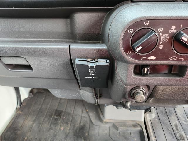 アクティトラック 　５速ＭＴ／４ＷＤ／エアコン／パワステ／エアバッグ装備／ＥＴＣ／作業灯／アルミホイール１２インチ（19枚目）