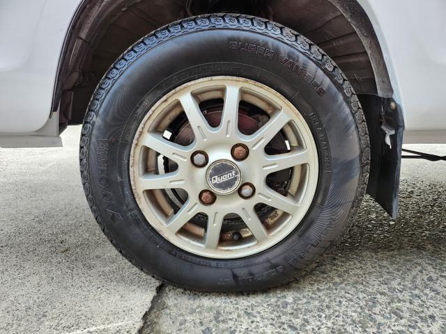 アクティトラック 　５速ＭＴ／４ＷＤ／エアコン／パワステ／エアバッグ装備／ＥＴＣ／作業灯／アルミホイール１２インチ（25枚目）