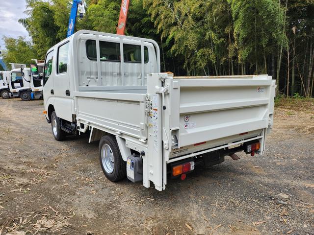 トヨエース 　Ｗキャブ／パワーゲート／ＡＴ／パワーウィンドウ（全席）／パワステ／エアコン／エアバッグ装備（運転席・助手席）／ＥＴＣ／ディーゼル／ＤＰＦ／パワーゲート／最大積載量１０５０ｋｇ／ナビ・テレビ（ワンセグ）（6枚目）