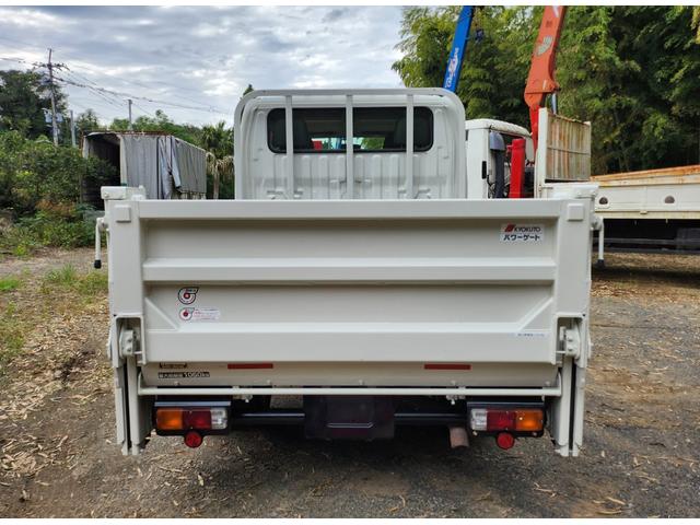 トヨエース 　Ｗキャブ／パワーゲート／ＡＴ／パワーウィンドウ（全席）／パワステ／エアコン／エアバッグ装備（運転席・助手席）／ＥＴＣ／ディーゼル／ＤＰＦ／パワーゲート／最大積載量１０５０ｋｇ／ナビ・テレビ（ワンセグ）（7枚目）