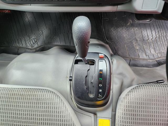 トヨエース 　Ｗキャブ／パワーゲート／ＡＴ／パワーウィンドウ（全席）／パワステ／エアコン／エアバッグ装備（運転席・助手席）／ＥＴＣ／ディーゼル／ＤＰＦ／パワーゲート／最大積載量１０５０ｋｇ／ナビ・テレビ（ワンセグ）（26枚目）