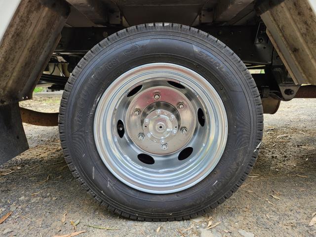 トヨエース 　Ｗキャブ／パワーゲート／ＡＴ／パワーウィンドウ（全席）／パワステ／エアコン／エアバッグ装備（運転席・助手席）／ＥＴＣ／ディーゼル／ＤＰＦ／パワーゲート／最大積載量１０５０ｋｇ／ナビ・テレビ（ワンセグ）（46枚目）