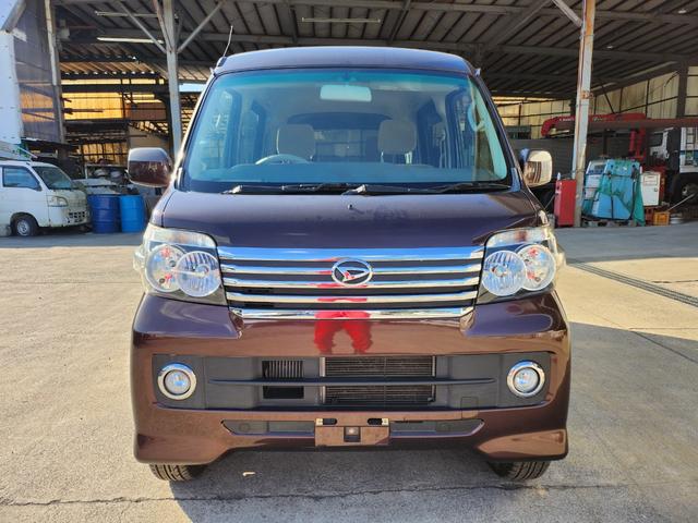 アトレーワゴン オートマチック/4WD/ターボ/パワーウィンドウ/エアコン/パワステ/エアバッグ装備/イージークローザー(左側のみ)/フォグランプ/キーレスエントリー(3枚目)