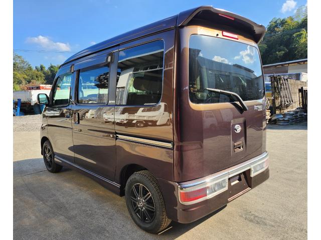 アトレーワゴン オートマチック/4WD/ターボ/パワーウィンドウ/エアコン/パワステ/エアバッグ装備/イージークローザー(左側のみ)/フォグランプ/キーレスエントリー(6枚目)