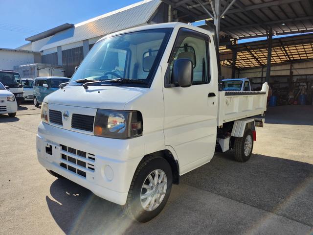 クリッパートラック 　５速ＭＴ／４ＷＤ（ＨｉＬｏ切替付）／ＰＴＯ式ダンプ／パワステ／エアコン／エアバッグ装備／荷台あおりアルミ縞板カバー／荷台背面ステンレス仕様／アルミホイール／土砂禁（5枚目）