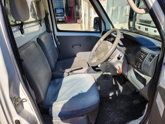 クリッパートラック 　５速ＭＴ／４ＷＤ（ＨｉＬｏ切替付）／ＰＴＯ式ダンプ／パワステ／エアコン／エアバッグ装備／荷台あおりアルミ縞板カバー／荷台背面ステンレス仕様／アルミホイール／土砂禁（19枚目）