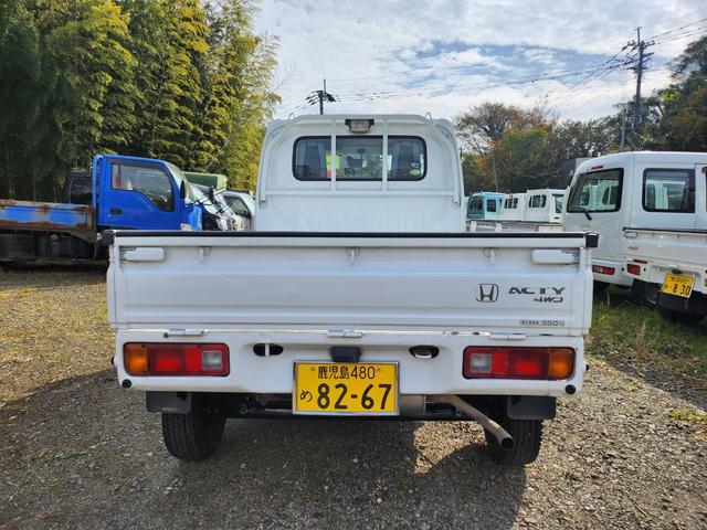 アクティトラック タウン 5速MT/4WD/パワーウィンドウ/キーレスエントリー/ドライブレコーダー/ナビ/テレビ(フルセグ)/パワステ/エアコン/エアバッグ装備/作業灯(6枚目)