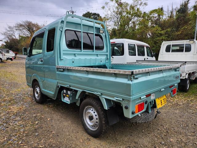 キャリイトラック 5速MT/4WD(HiLo切替)/デフロック/パワーウィンドウ/キーレスエントリー/パワステ/エアコン/エアバッグ装備/作業灯/荷台あおりアルミ縞板カバー(5枚目)