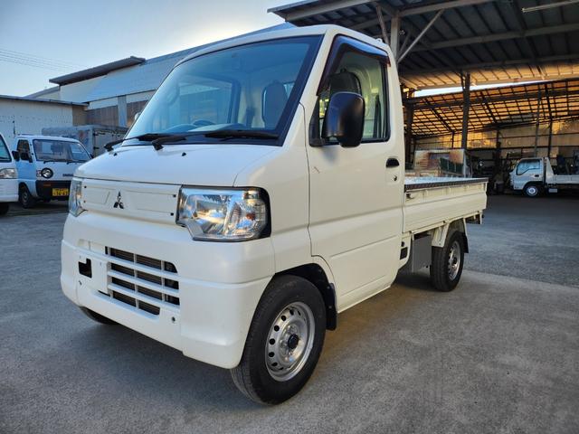 ミニキャブトラック Ｖタイプ　５速ＭＴ／４ＷＤ／パワステ／エアコン／エアバッグ装備／荷台あおりアルミ縞板カバー／ドラレコ（4枚目）