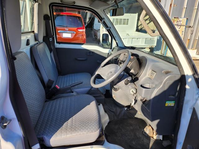 ハイゼットトラック エアコン・パワステ　スペシャル　５速ＭＴ／４ＷＤ／エアコン／パワステ／エアバッグ装備／荷台あおりアルミ縞板カバー（12枚目）