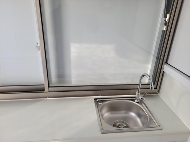 ＮＴ１００クリッパートラック ＤＸ　キッチン　キッチンカー（21枚目）