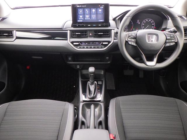 ＷＲ－Ｖ Ｚ＋　地デジチューナー　ＵＳＢ接続　リアカメラ　記録簿　ＬＥＤヘッドライト　クルコン　オートエアコン　スマートキー　ＥＴＣ車載器　ドライブレコーダー　ＡＢＳ　パワーウィンドウ　サイドエアバック（17枚目）