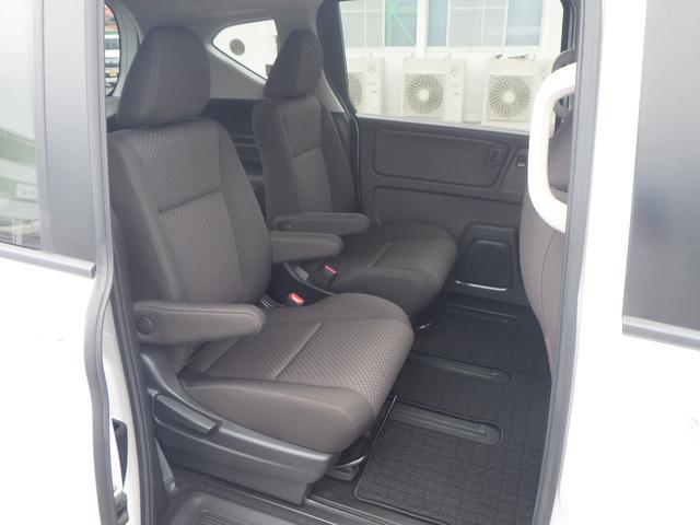 フリード G・ホンダセンシング Fセグ iストップ Wエアバッグ パワーウィンドウ アクティブクルーズコントロール スマートキ カラーバックモニター 整備点検記録簿 VSA エアコン キーレス LEDランプ(16枚目)