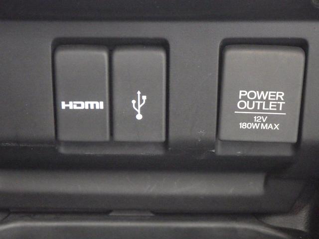 フィット 13G・F リヤカメラ 地デジ 記録簿 助手席エアバック キーレス ドラレコ AAC パワーウィンドー スマートキ- パワステ 運転席エアバッグ DVD 横滑防止装置 ナビ&TV ABS ETC車載器(12枚目)