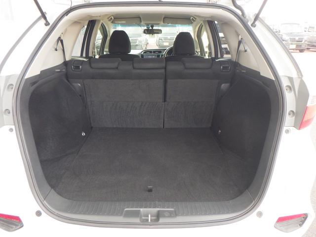 シャトル ハイブリッド 記録簿付き 運転席助手席エアバッグ AAC Bモニ VSA エアバッグ キーレス ABS スマートキー パワーウィンドウ ETC付き アイドリングストップ パワーステアリング USB入力(16枚目)