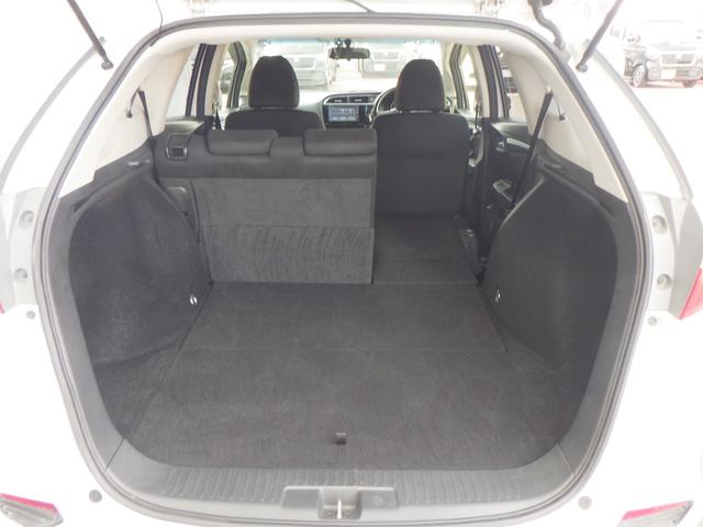 シャトル ハイブリッド 記録簿付き 運転席助手席エアバッグ AAC Bモニ VSA エアバッグ キーレス ABS スマートキー パワーウィンドウ ETC付き アイドリングストップ パワーステアリング USB入力(17枚目)