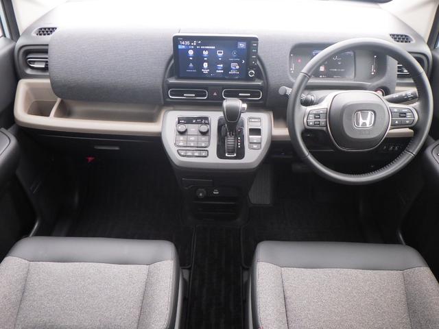 フリード エアーＥＸ　バックモニター　リアクーラー　両側パワースライドドア　横滑り防止装置　クルコン　フルセグ　ＥＴＣ車載器　オートエアコン　シートヒーター　ＬＥＤヘッドライト　３列シート　ドラレコ　ＵＳＢ（17枚目）